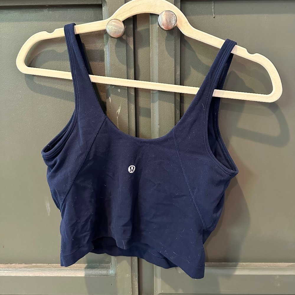 Lululemon sports bra